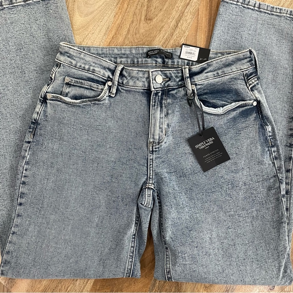 NWT 2 4 simply vera Vera Wang denim, straight, mid rise, power stretch jeans - Picture 5 of 7